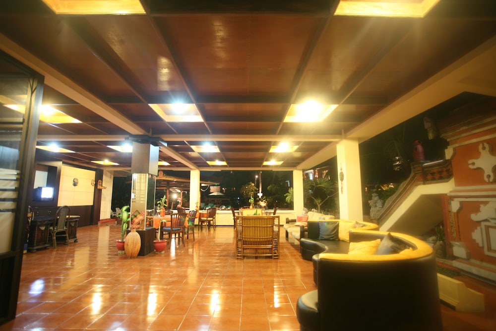 Puri Naga Beachfront Cottages 51/65