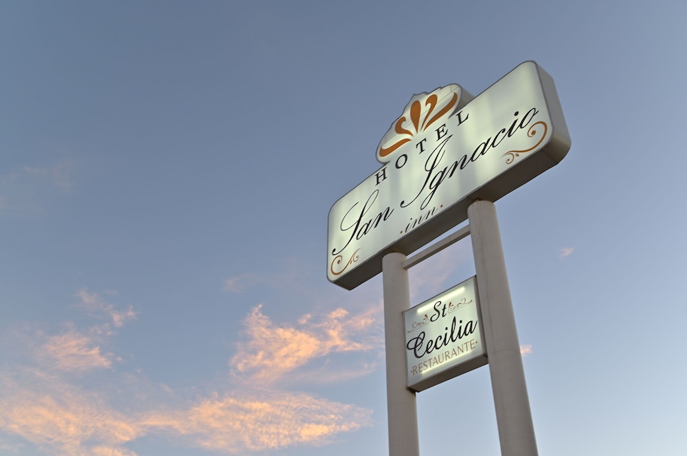 Hotel San Ignacio Inn 2/40