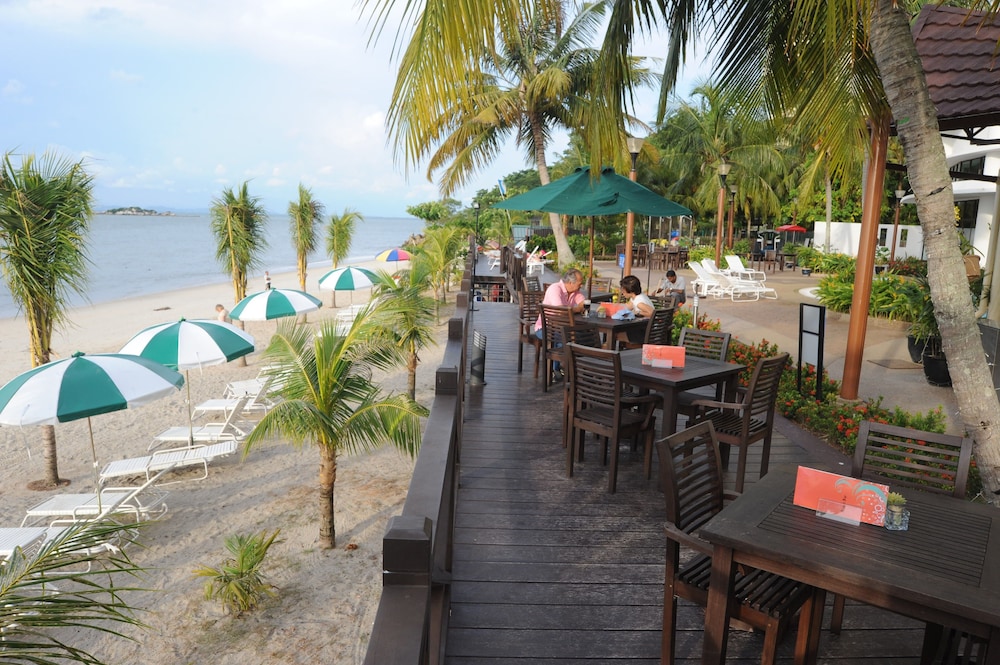 Flamingo Hotel by The Beach Penang 29/43