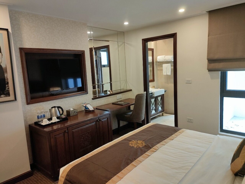 PREMIER, DOUBLE BED, WITH VIEW