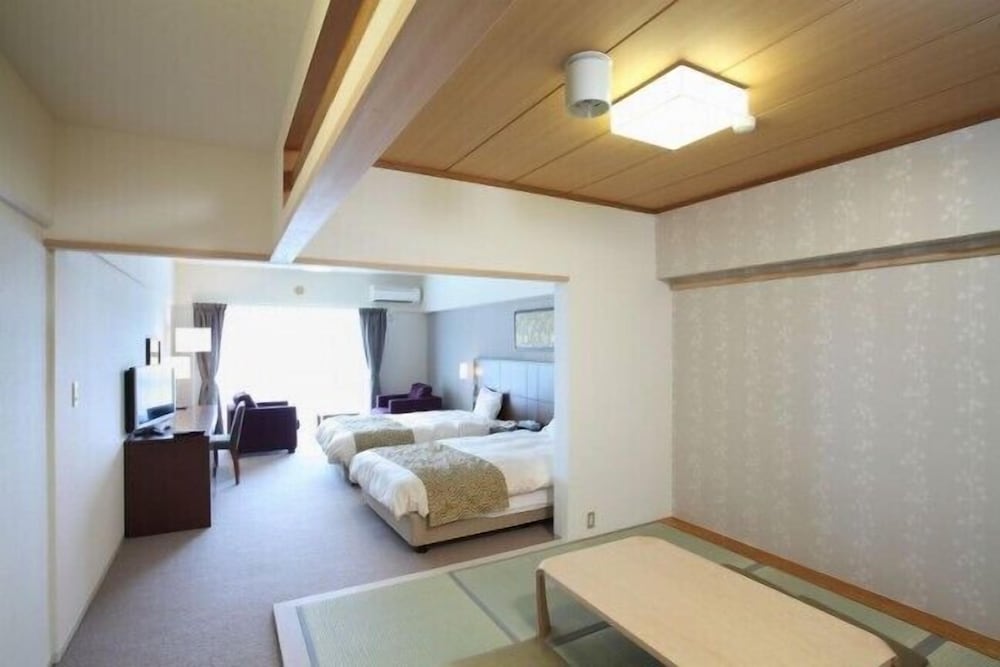 Wisterian Life Club Usami 12/26