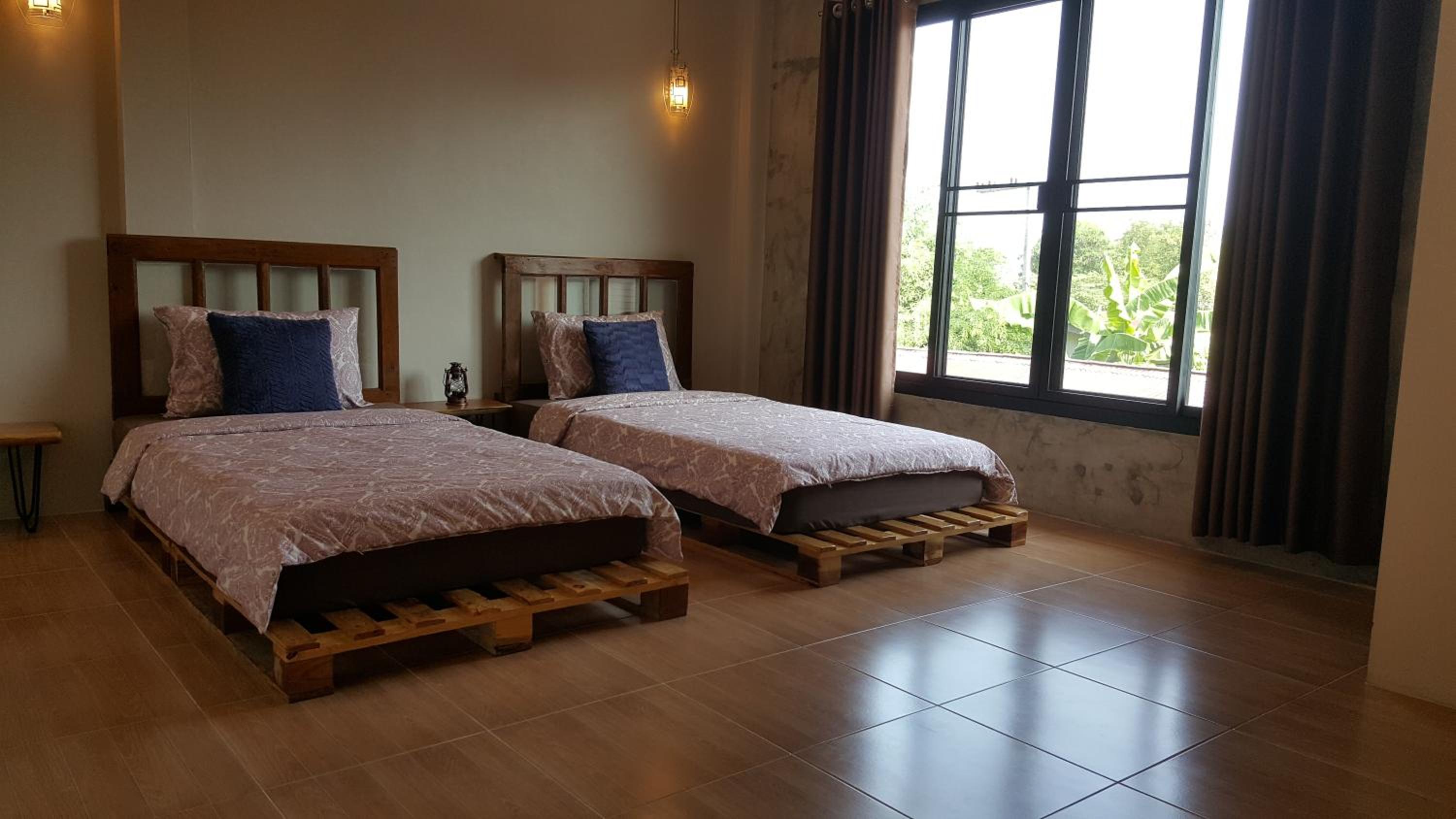 1 Bedroom, House