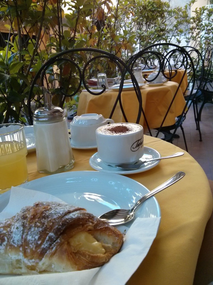 Imperial Rooms Hotel Rome 21/25