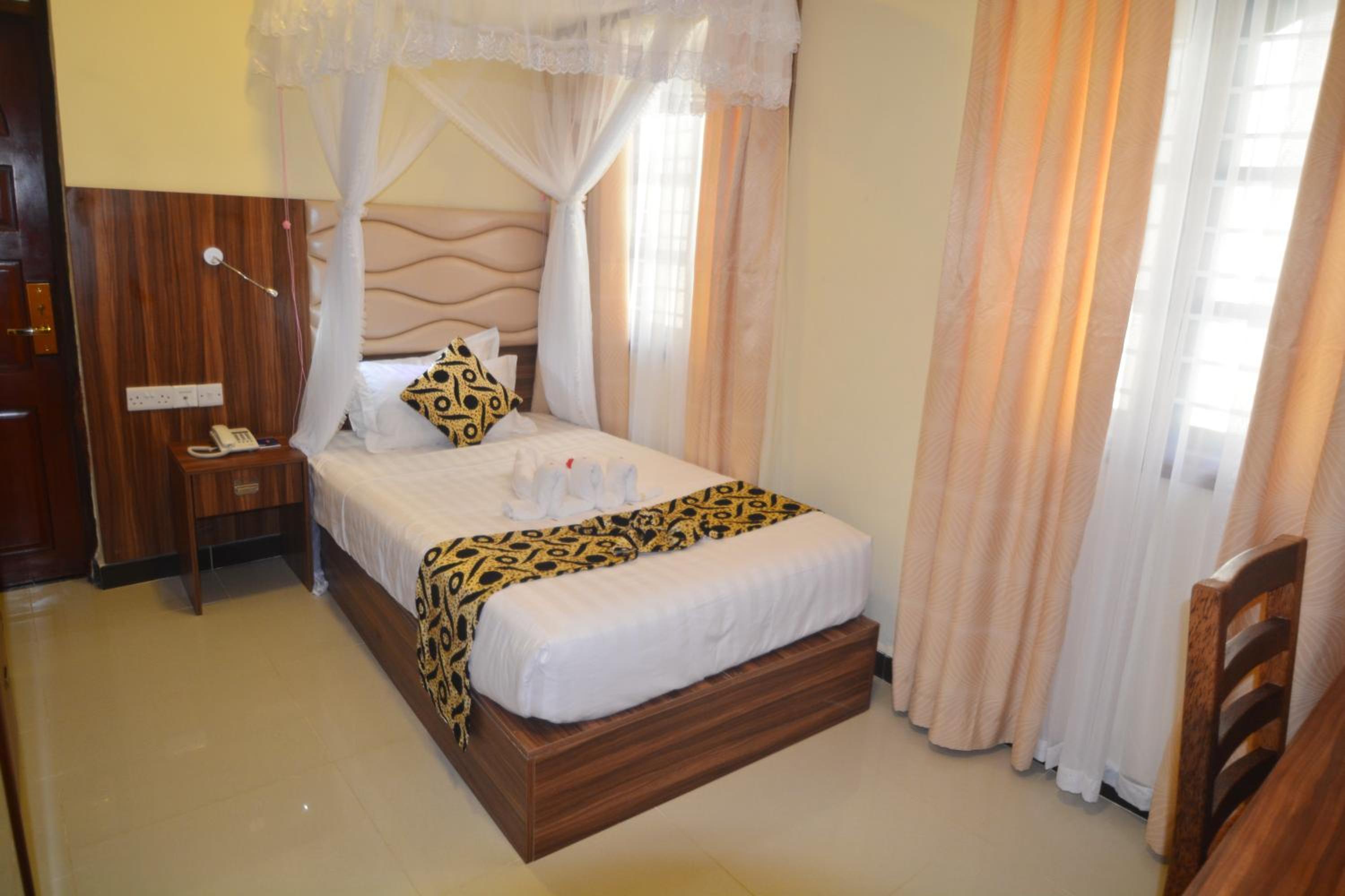 غرفة مفردة بحمام خاص، Spice Palace Hotel 4/10