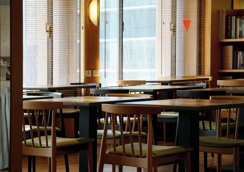Royal Inn Taipei Nanxi Mrt Zhongshan Station 46/66