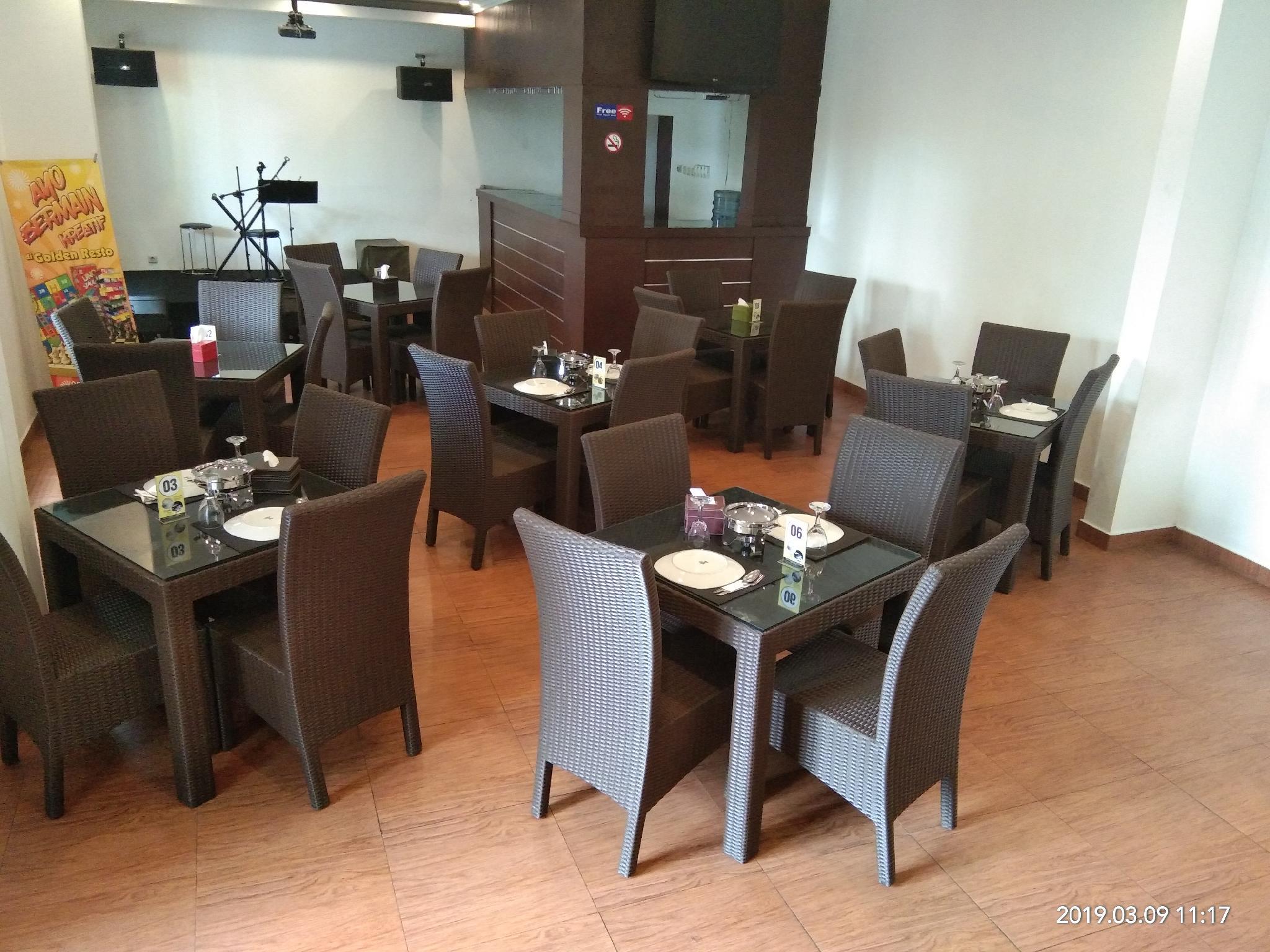 Charaka Hotel 19/30
