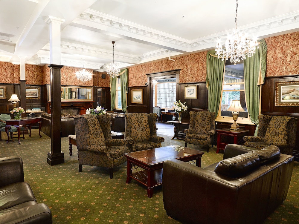 Prince's Gate Hotel 11/21