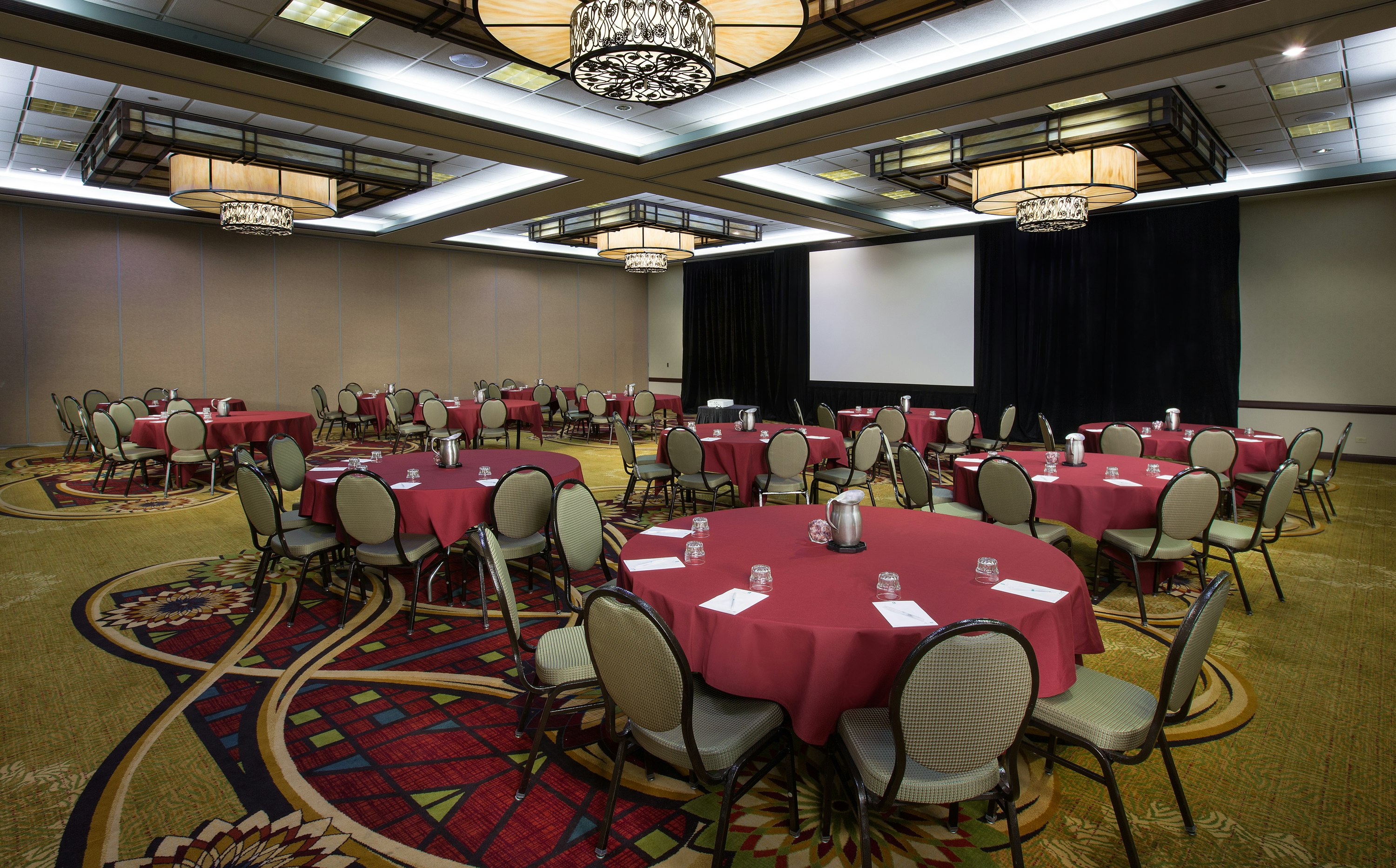 Embassy Suites by Hilton Chicago O'Hare Rosemont 49/64