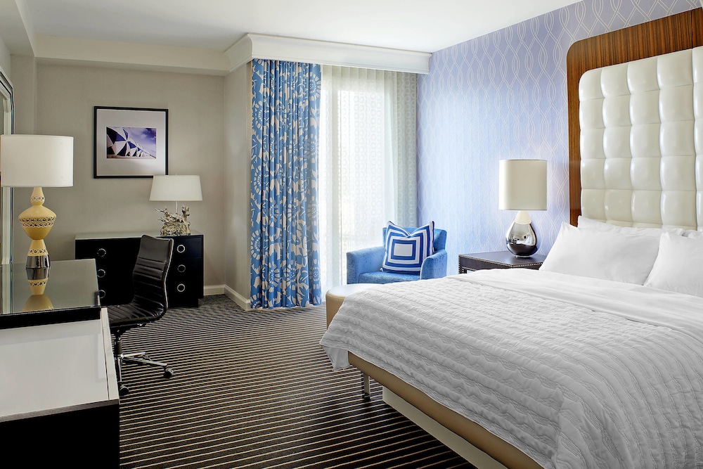 Hyatt Centric Delfina Santa Monica 17/65