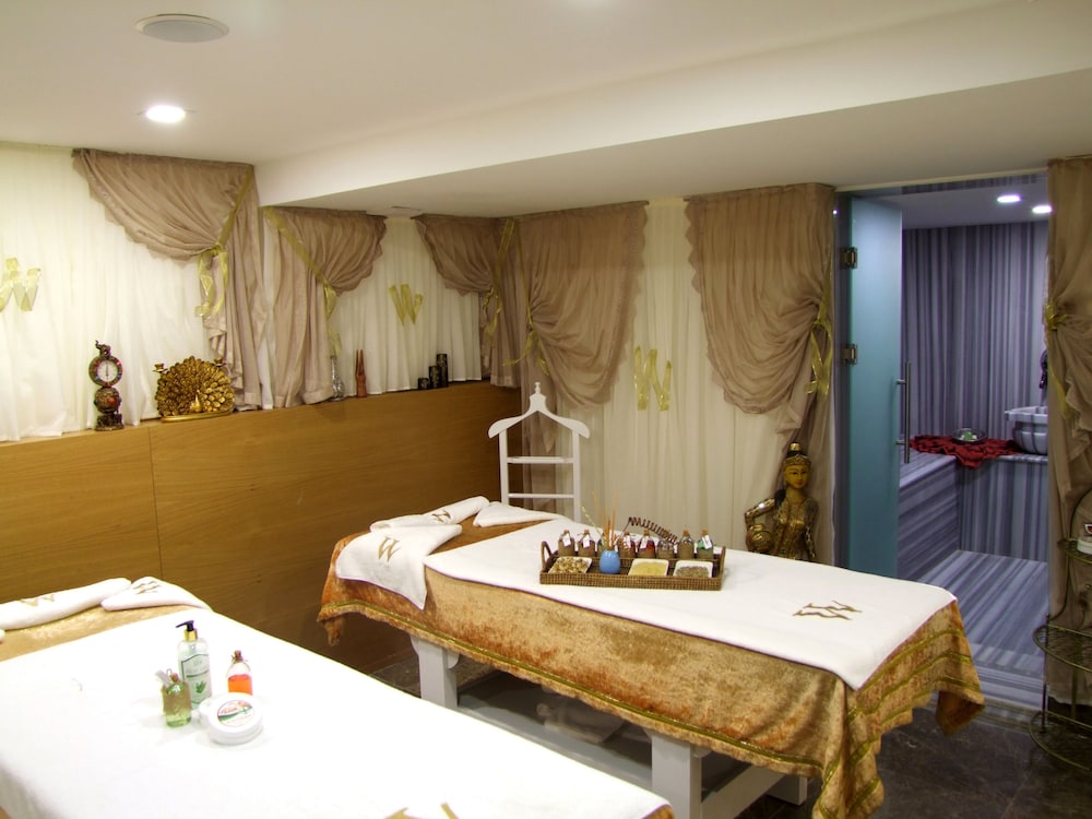 Wise Boutique Hotel & Spa 40/65