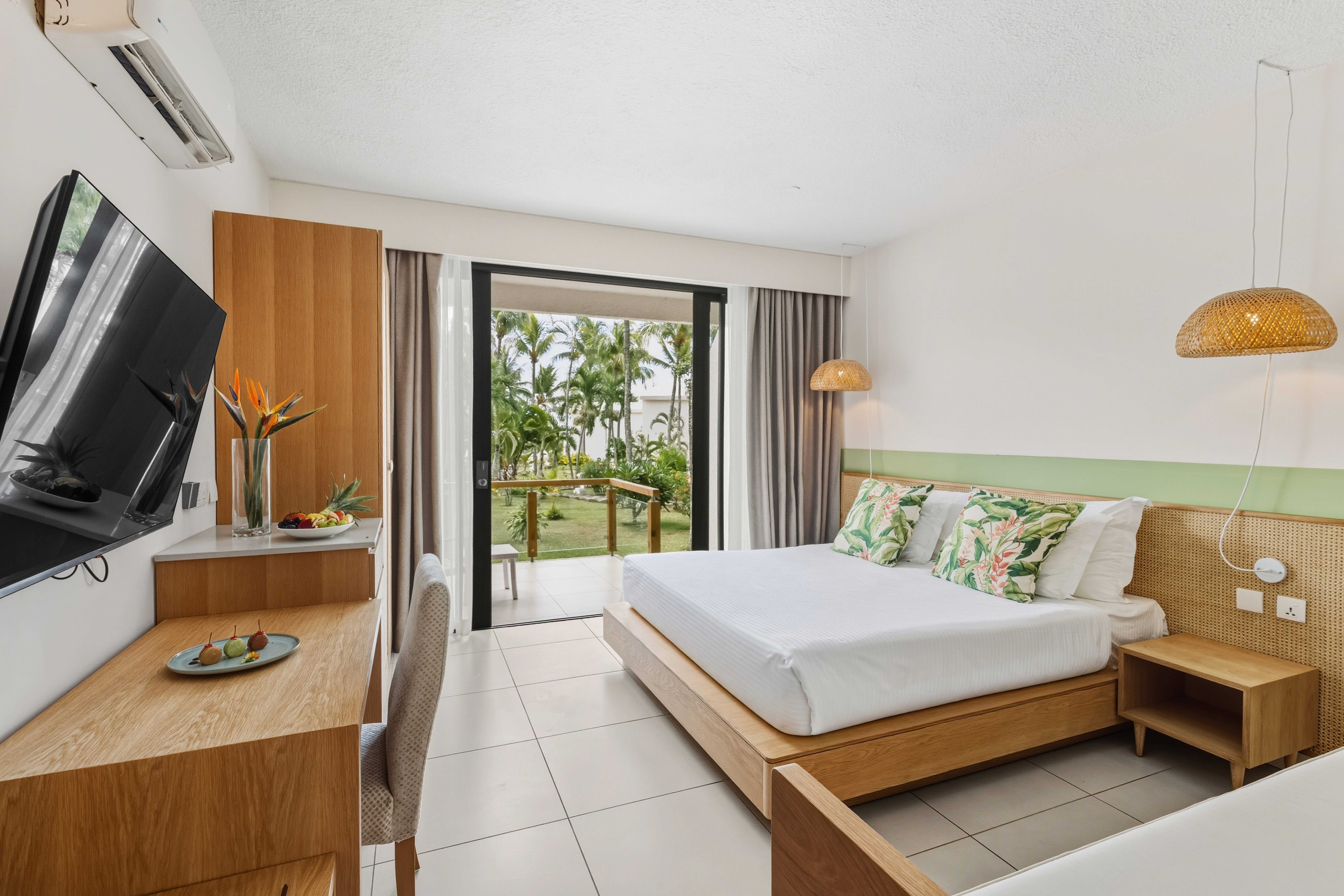 Signature, Coral, Double Bed, Garden View