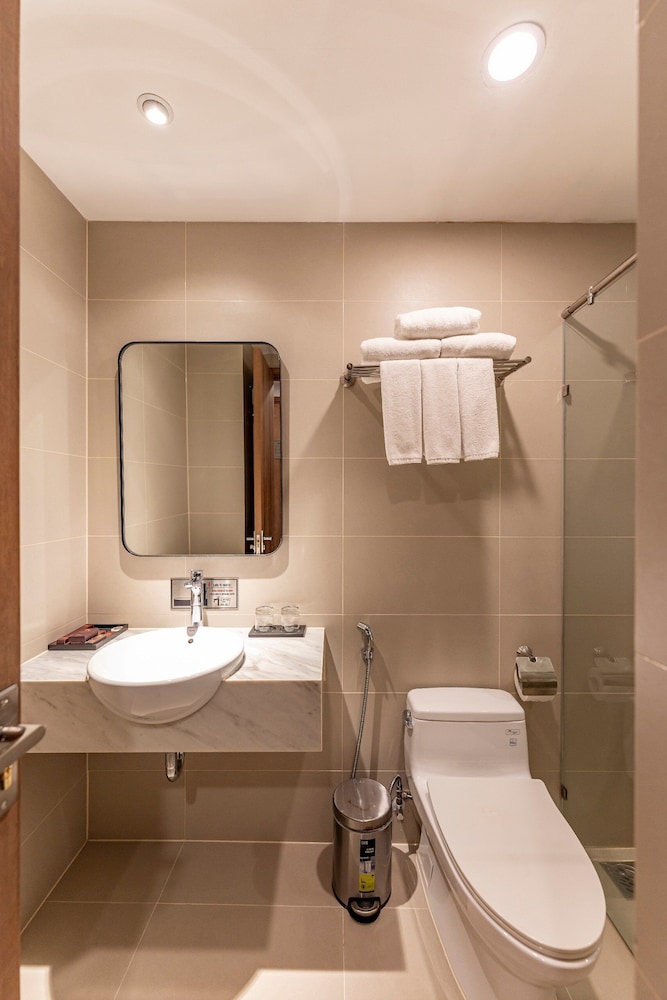 Thanh Long Hotel Bach Dang 45/50