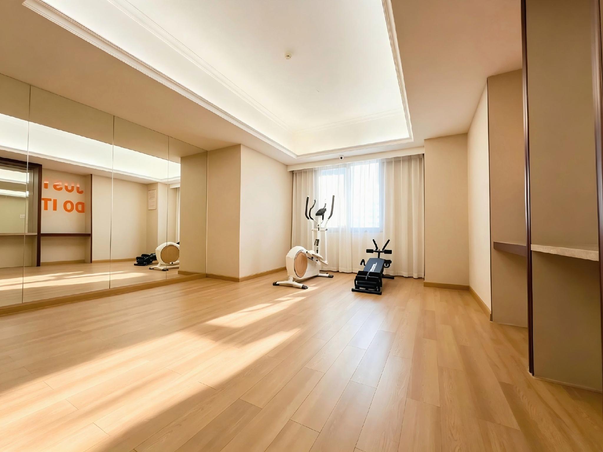 Vienna Hotel Shenzhen Yinhu 64/74