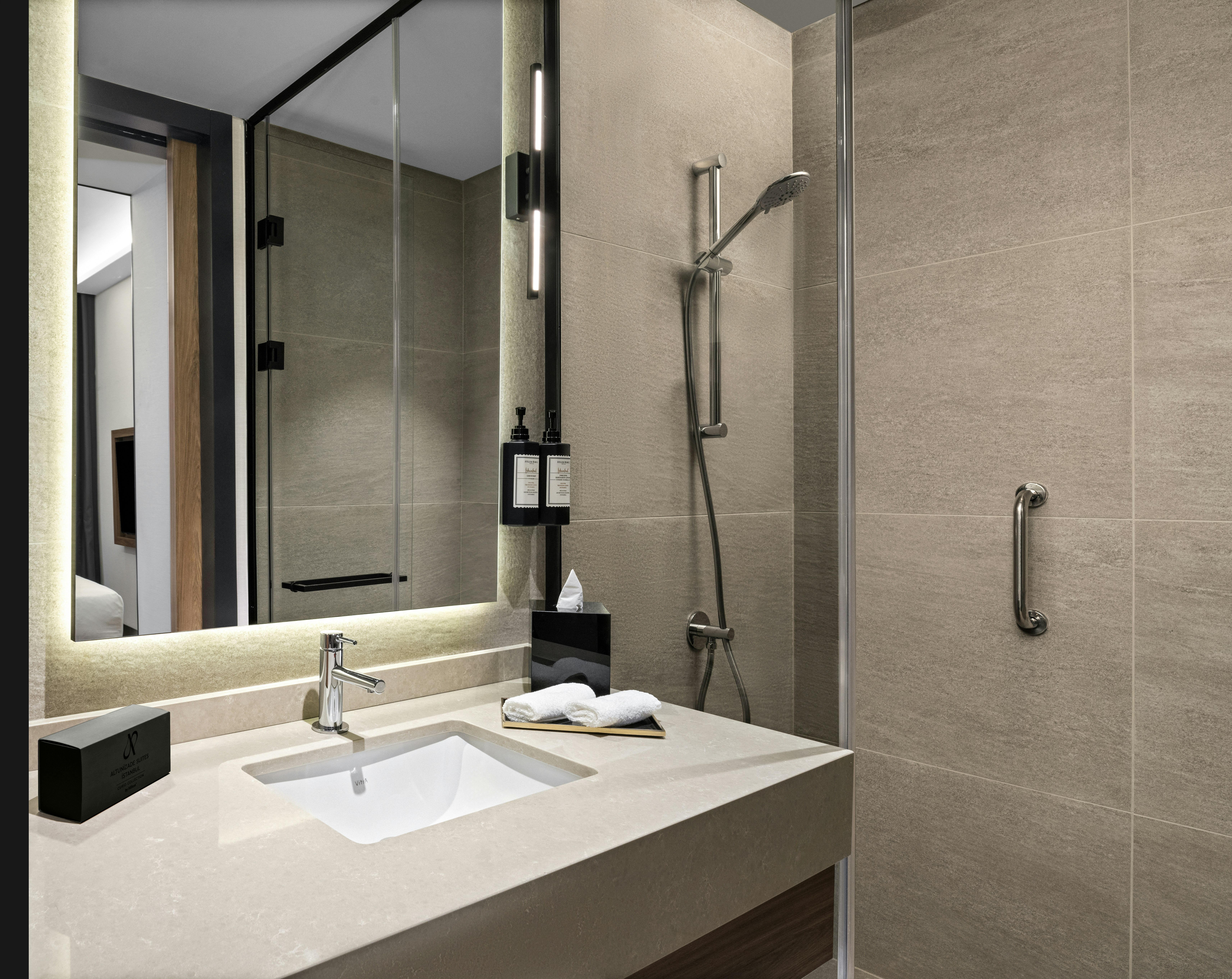Collection, Resort, Suite, King Bed