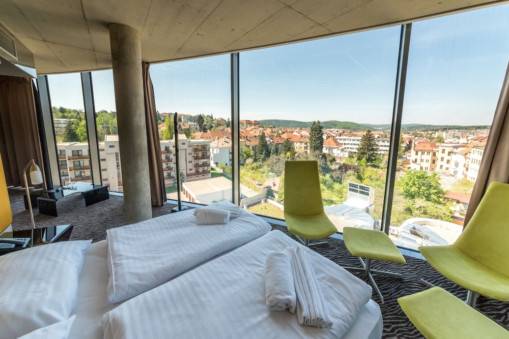 SONO HOTEL 24/42