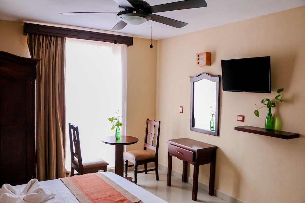 Hotel Boutique Gayser 49/53