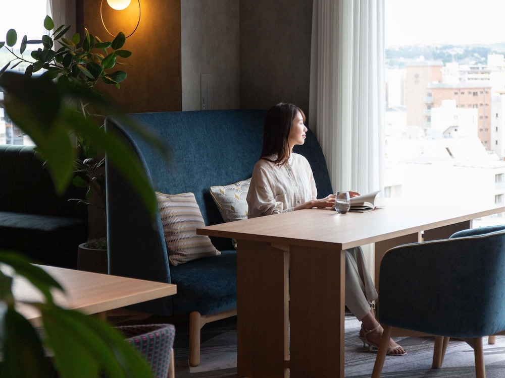 NOVOTEL NARA 10/84
