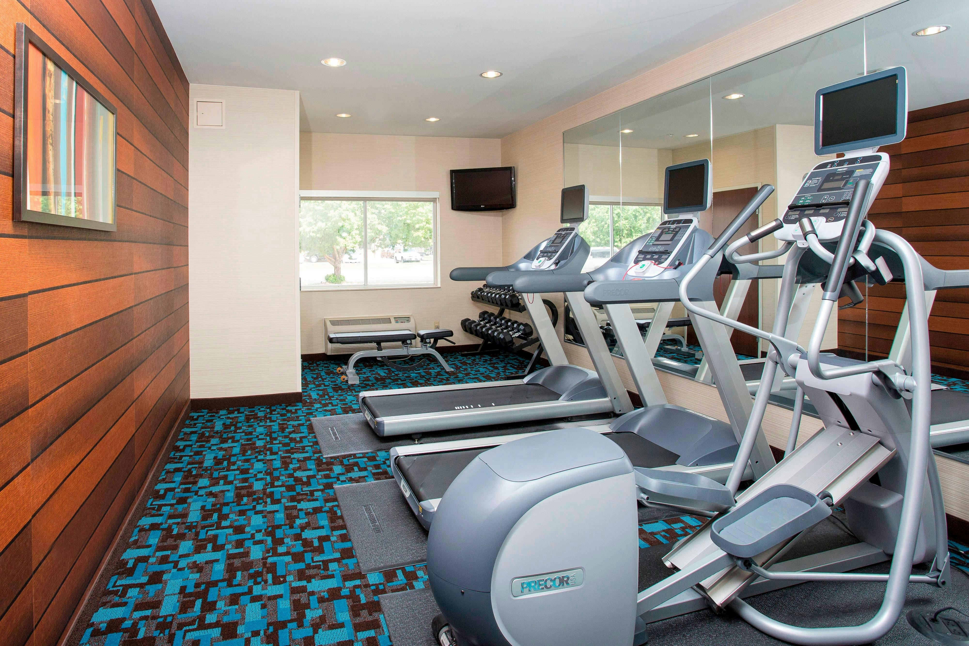 Fairfield Inn Suites Greeley 12/21