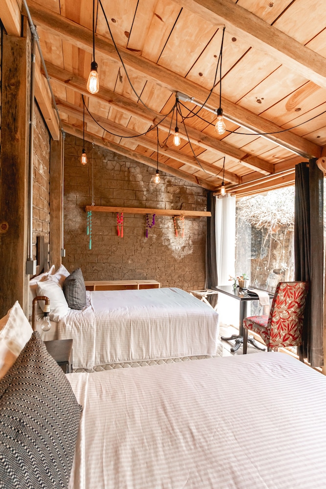 Sereno Art Hotel 42/78