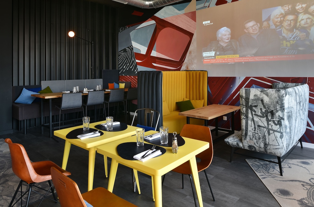 Mercure Le Havre Centre Bassin Du Commerce 54/68