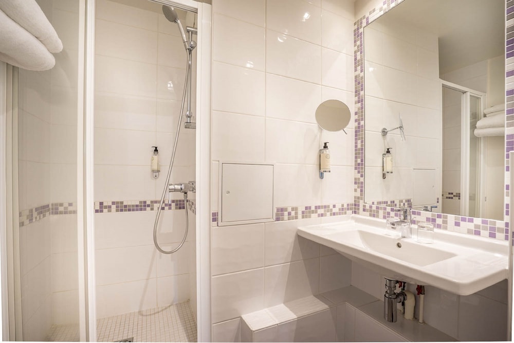 Best Western Plus Hostellerie Du Vallon 14/60