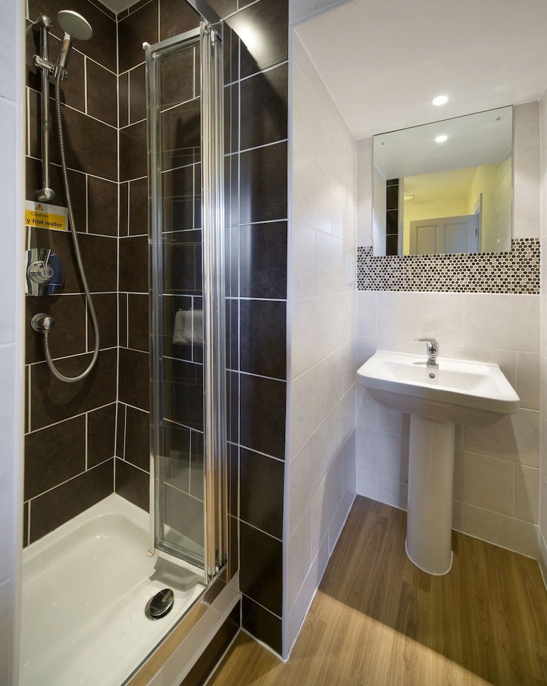 Windermere Hotel 28/60