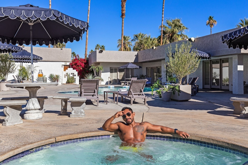 Casa Oliver Hotel & Resort - A Gay Mens Resort 19/50