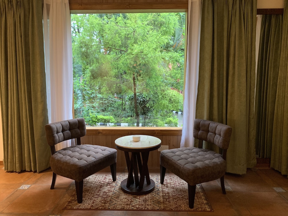 GREEN WOOD RESORT 24/50