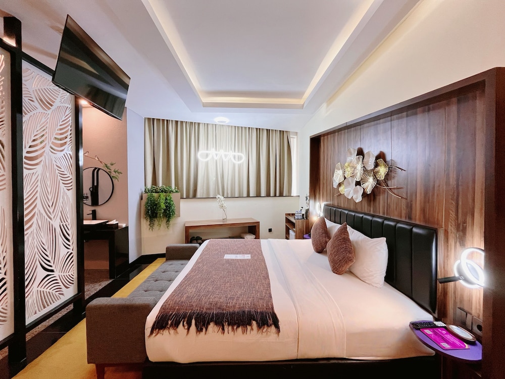 Hideaway, Suite, King Bed