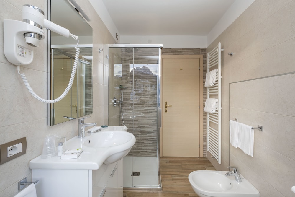 Pontechiesa Hotel 30/31