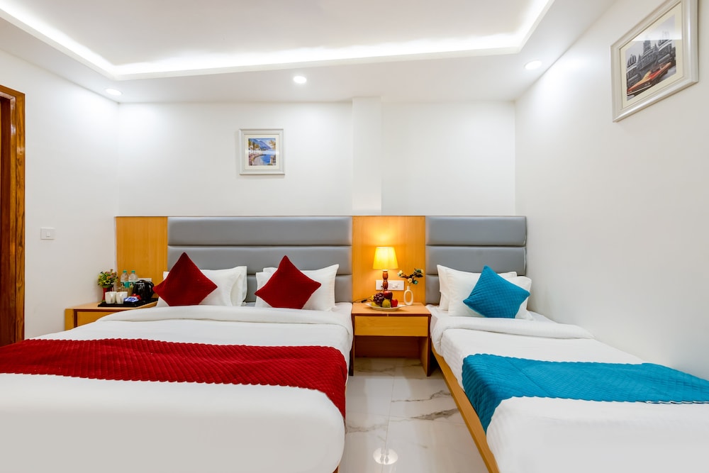 1 BEDROOM, DELUXE, TWIN BEDS