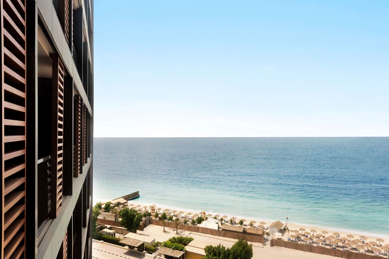 Wyndham Garden Ajman Corniche 22/24