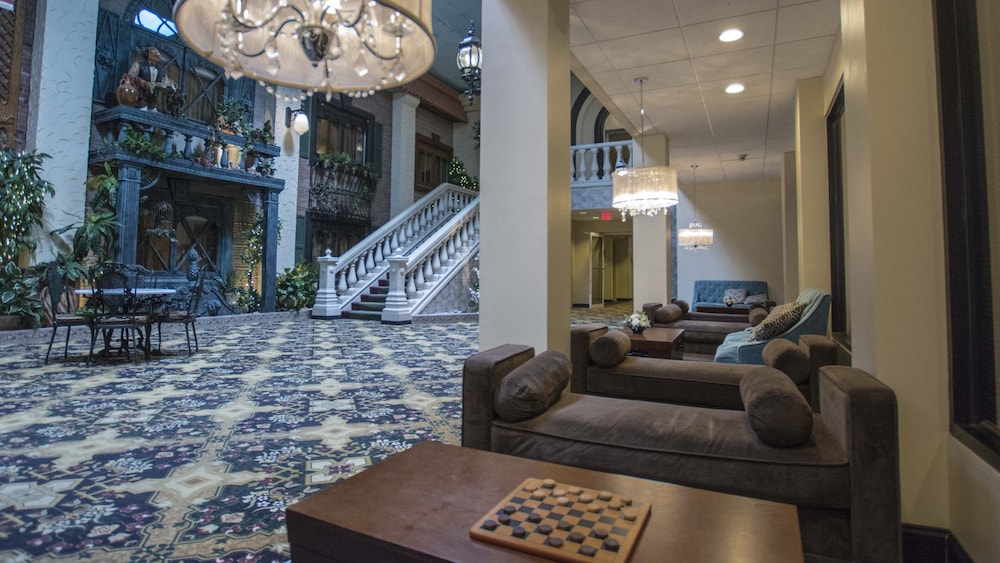 Garden Place Hotel 44/51