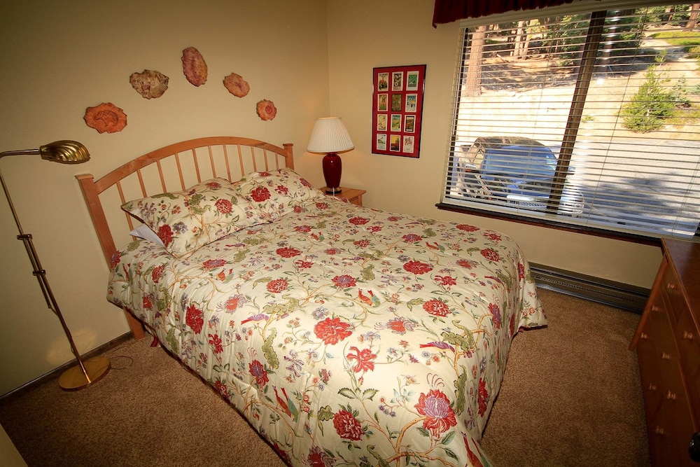 1 Bedroom, Condo, Loft, Queen and Twin Beds, Sofa