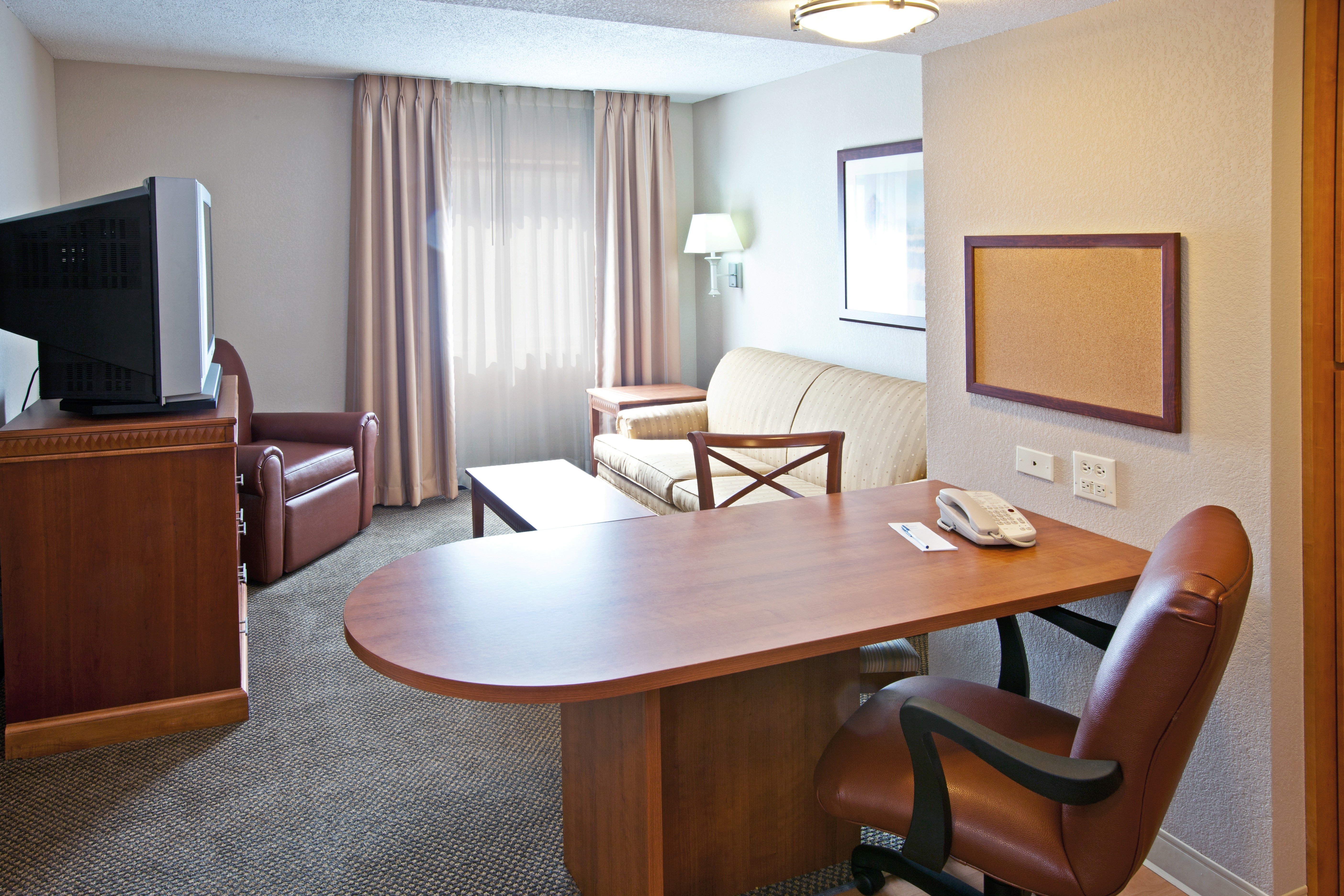 Candlewood Suites Indianapolis Downtown Medical District 68/73