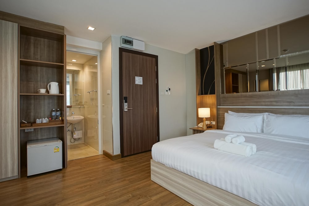 Nantra Chiangmai Riverfront Hotel 17/50