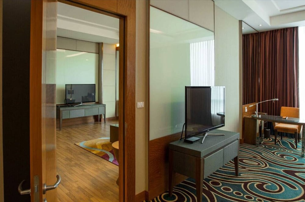The Grand Fourwings Convention Hotel 41/45
