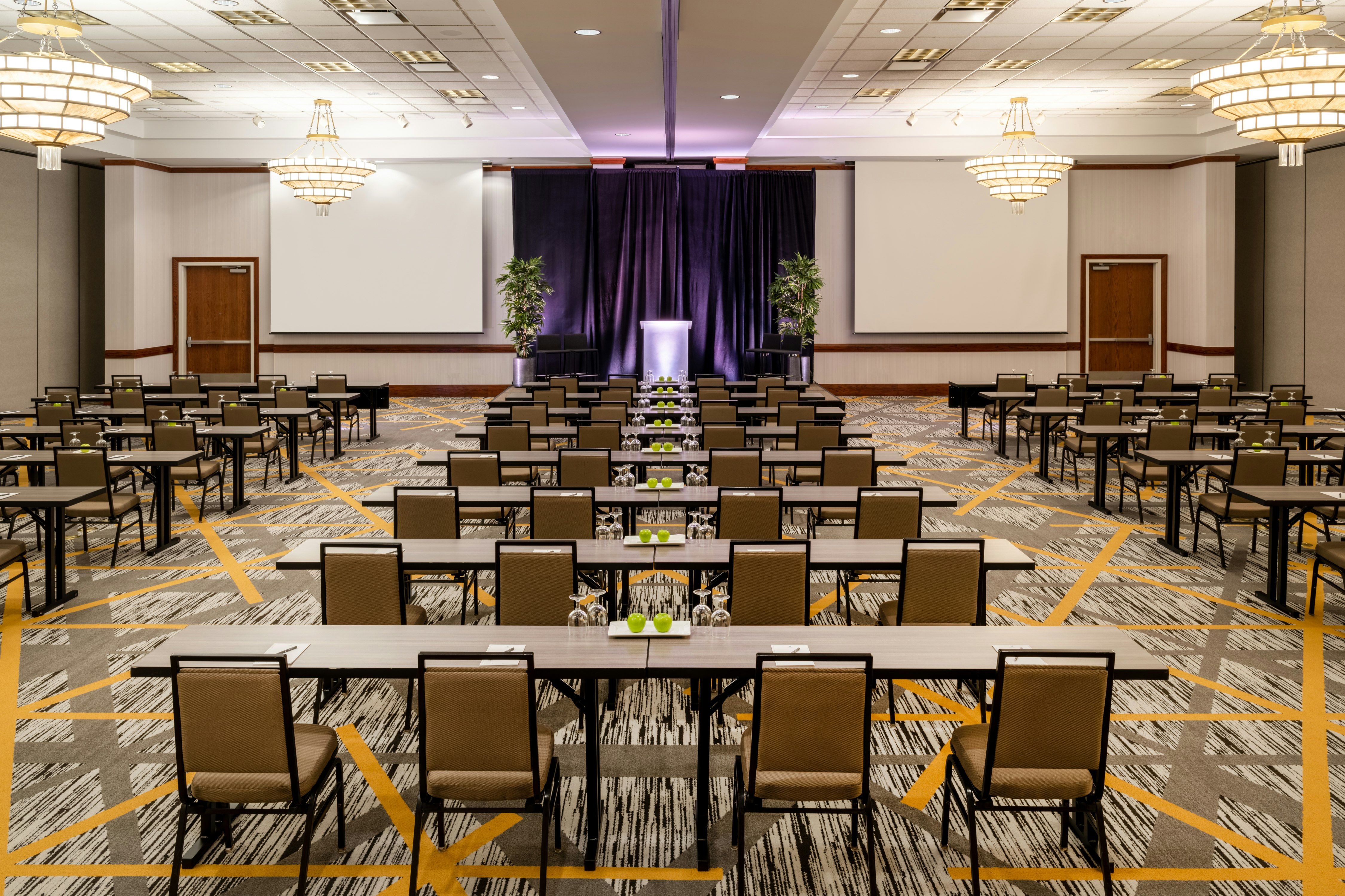Embassy Suites by Hilton Portland Airport 50/66