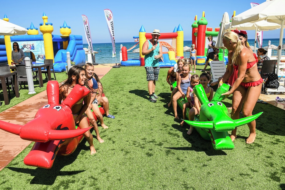 Mimoza Beach Hotel 25/45