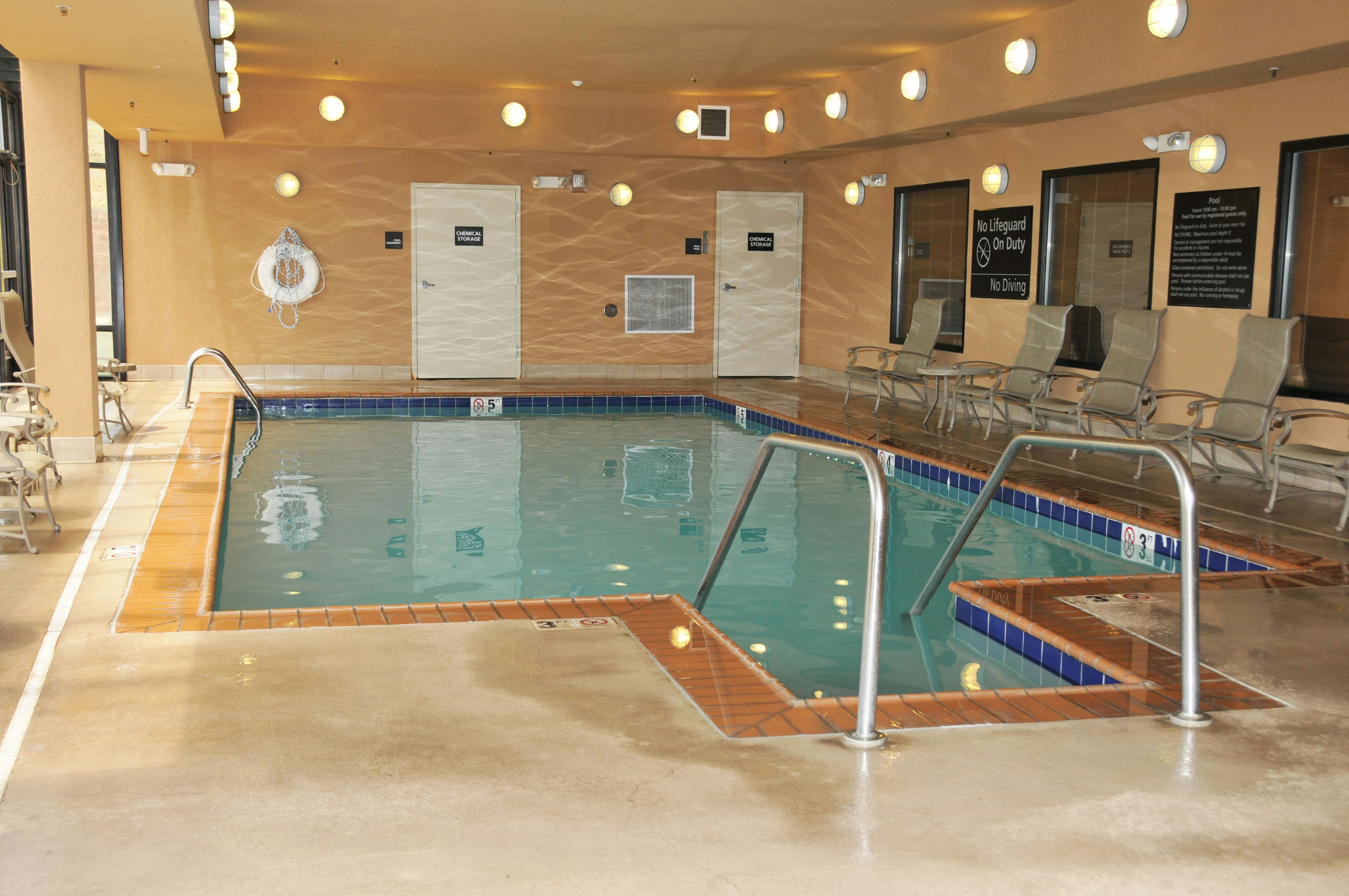 Hampton Inn Clinton, OK 17/34