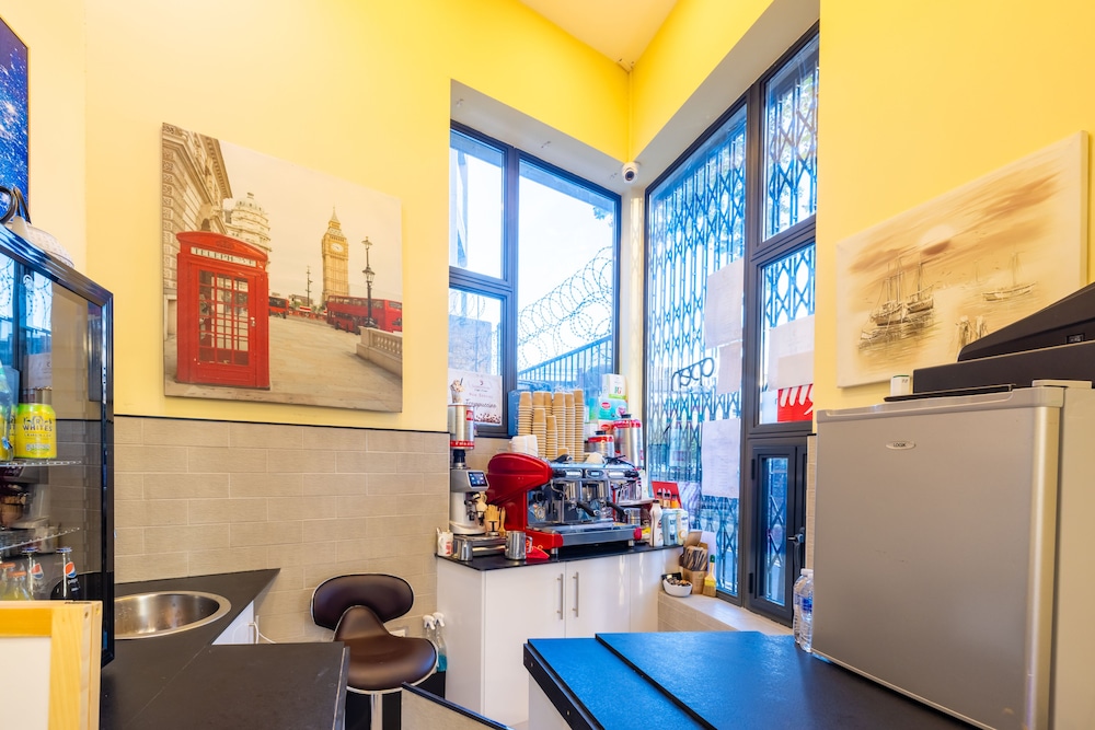 Shoreditch Inn 44/60