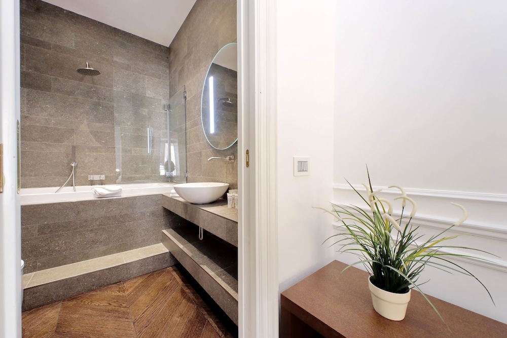 Youroom Carrozze 48/50