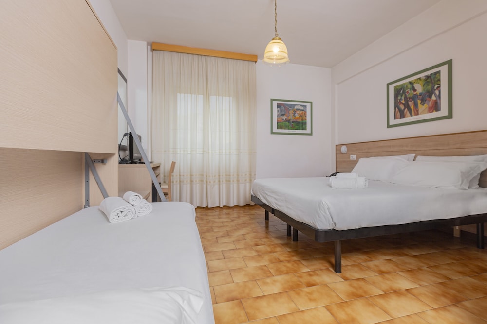Hotel Catignano 10/50