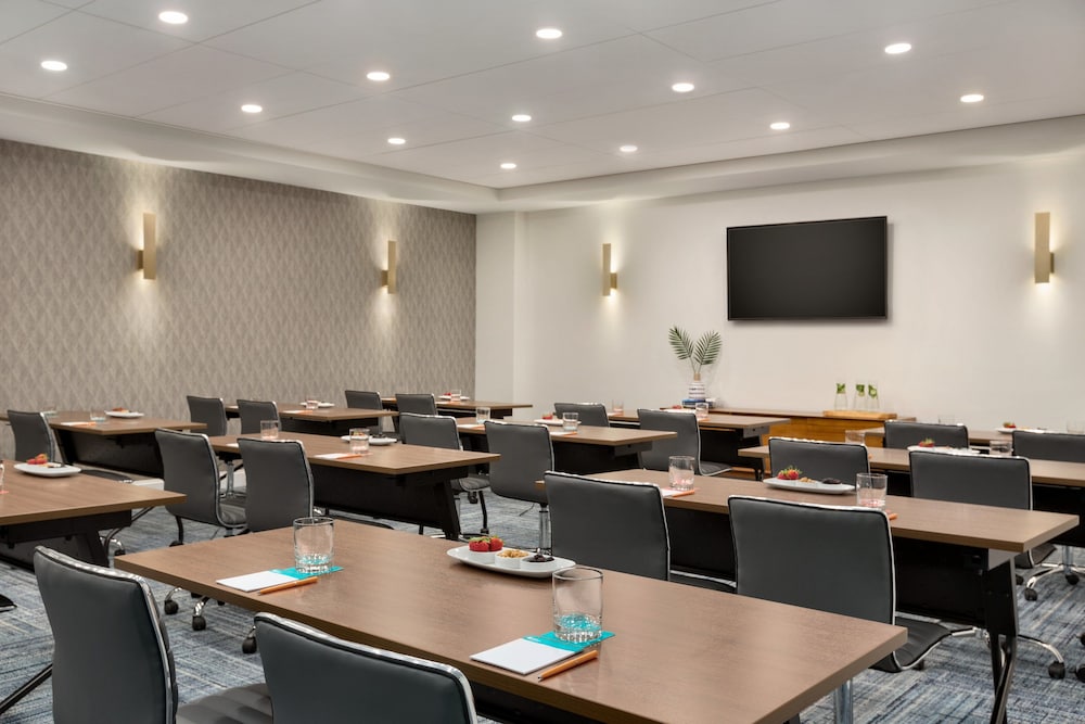 Hotel Indigo Winston Salem Downtown 54/61