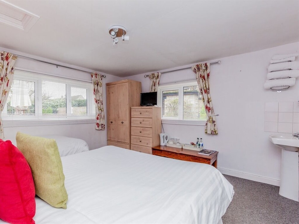 The Priory Burford Bed And Breakfast 22/59