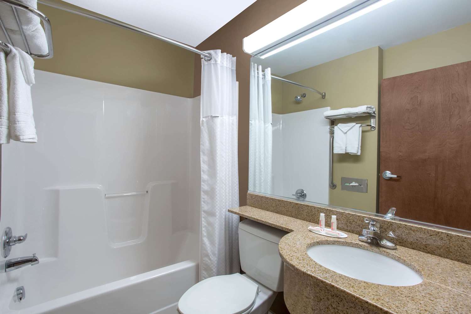 Microtel Inn & Suites By Wyndham Mansfield 8/12