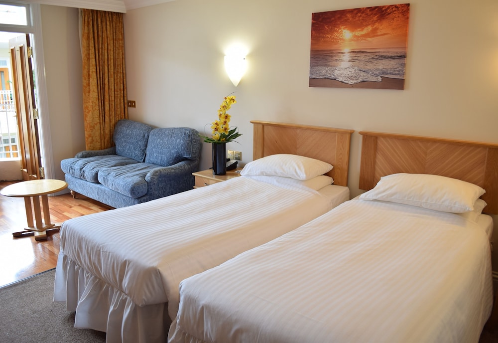 Sefton Hotel 14/50