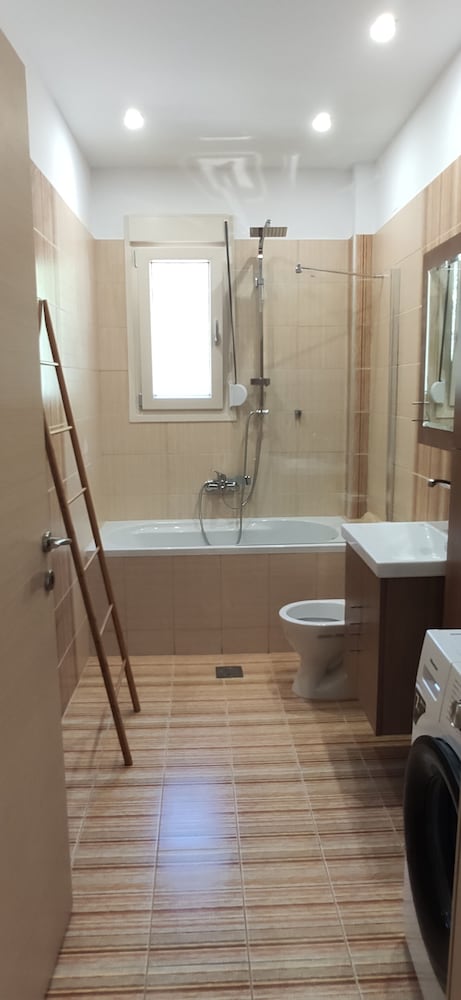 Gallery Suites Parga 44/46