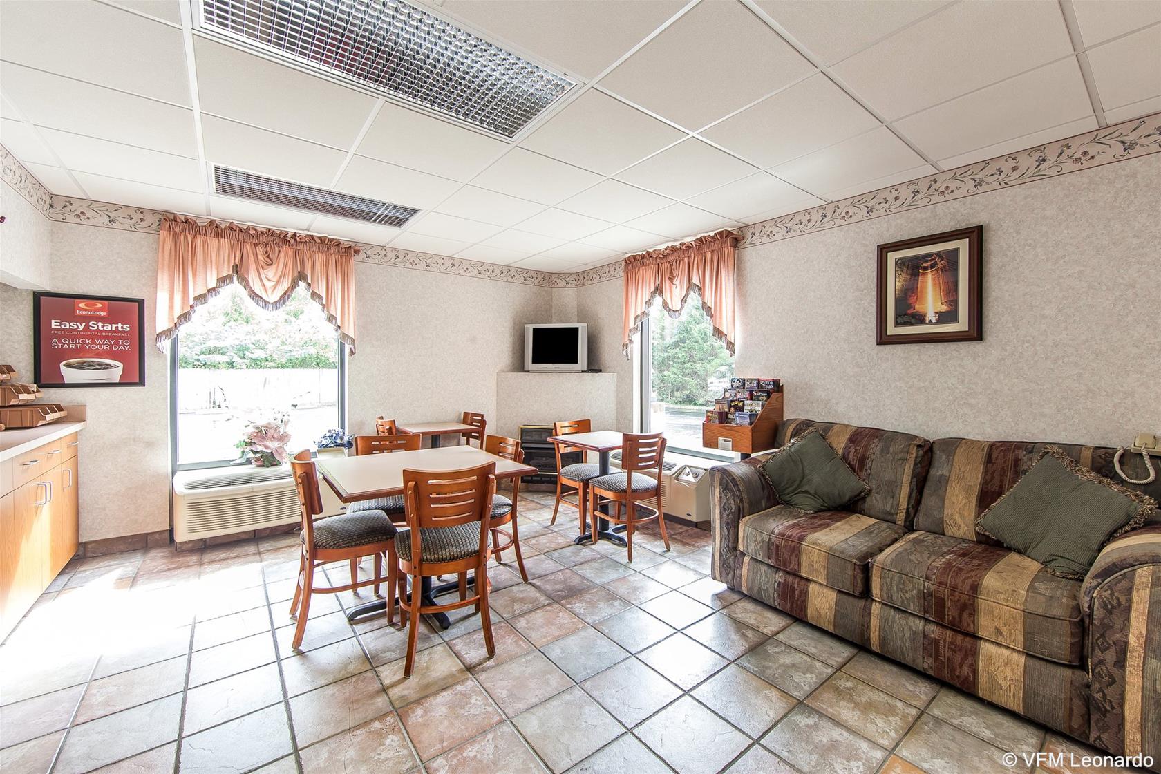 Econo Lodge Lookout Mountain 40/63