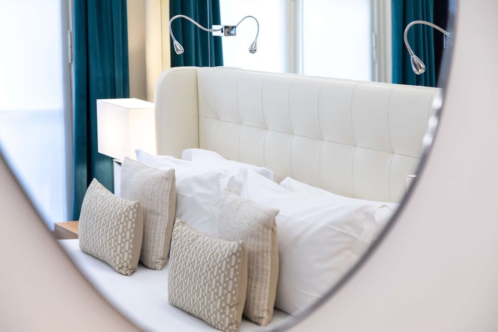 Hotel Camille Paris Gare de Lyon, Tapestry Collection Hilton 44/73